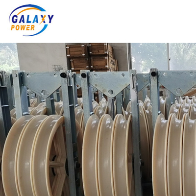 Conducteur en nylon Cable Stringing Blocks de la roue trois pour la ligne de transmission
